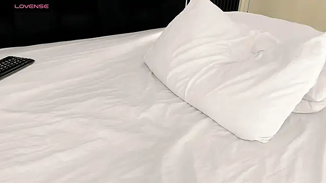 eileen_tanihara webcam