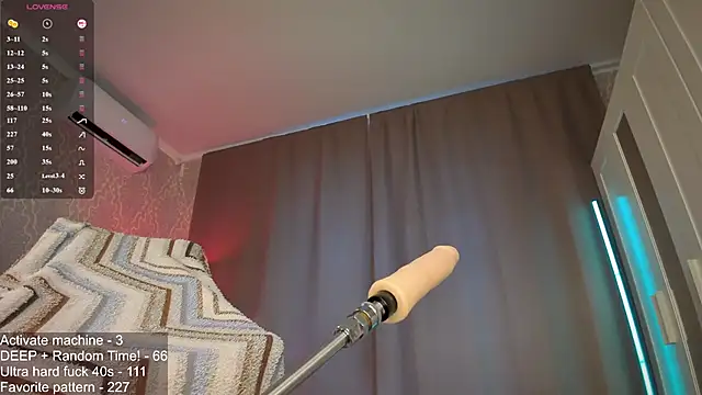Juicy_Vikki webcam