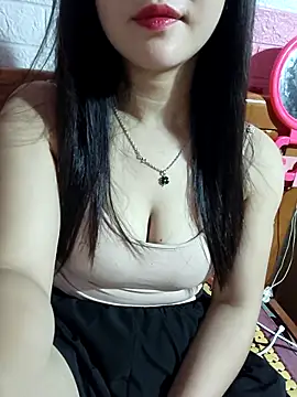 Ngocmai_lazdy webcam