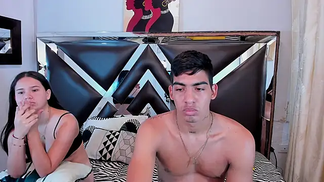 Milo_and_Mily webcam