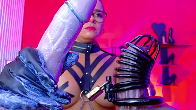 MistressSlut1 webcam