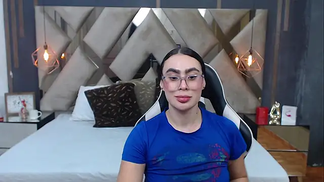 MartinaaFit live cam on StripChat