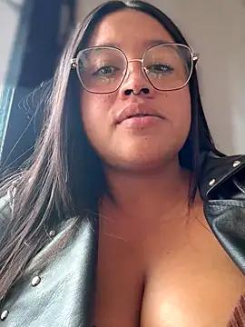 _Mia-Safety_Inspector webcam