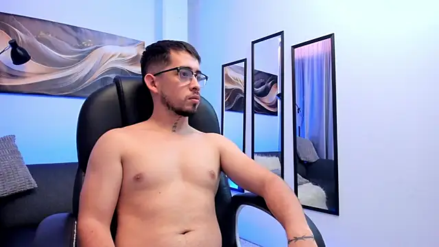 Tommas_Jhonson webcam