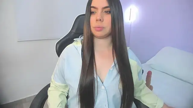 luna_blazze_ webcam