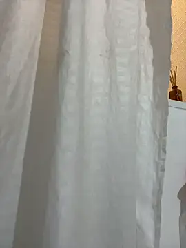 MiaBlonde1 webcam
