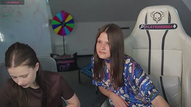 Monika_kiss054 webcam