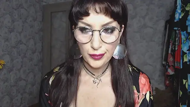 Aziza1 webcam
