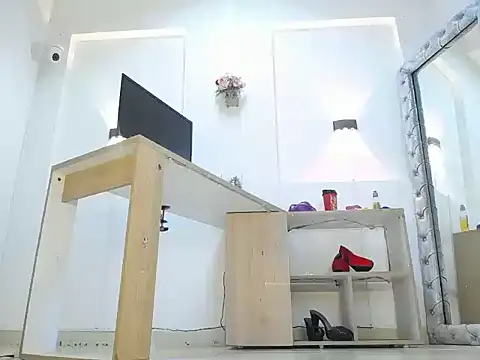 kathleen_rodriguez's live room