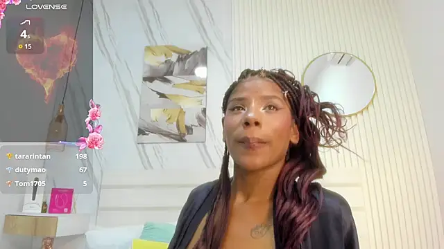 Afro_Luna webcam