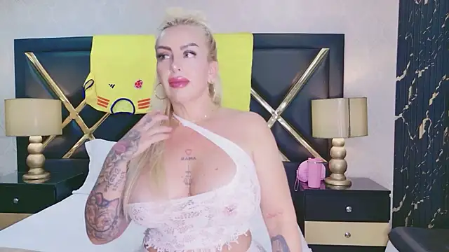 SophieWinsloow live sex cam