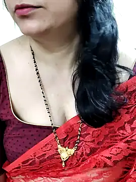 Yazhini-Cam