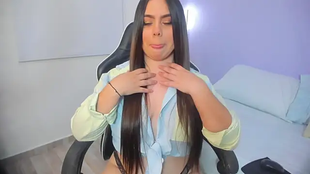 luna_blazze_ webcam