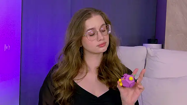 EllieHayes webcam