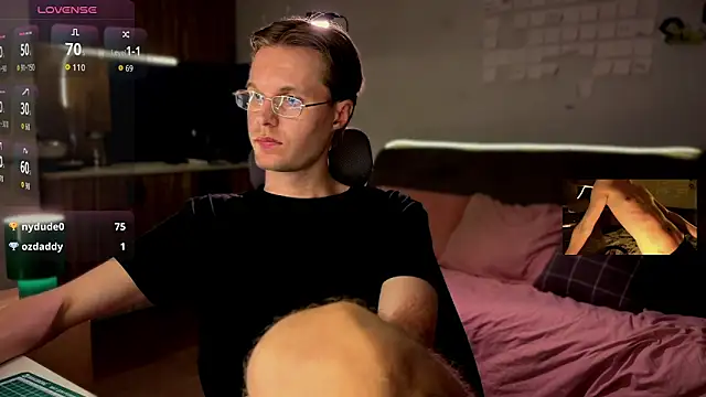 Leonnextdoor webcam