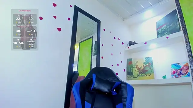 Raven_Rouge_ webcam
