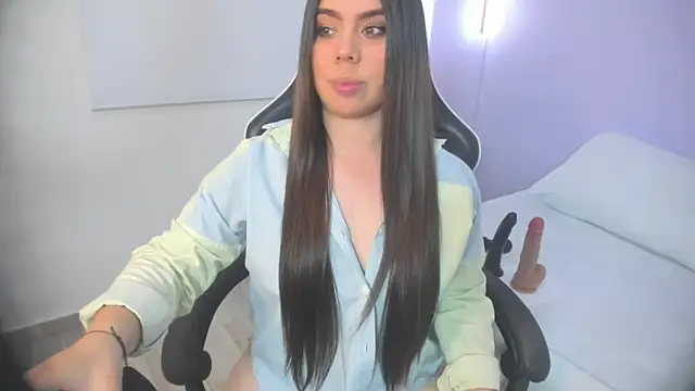 luna_blazze_ webcam