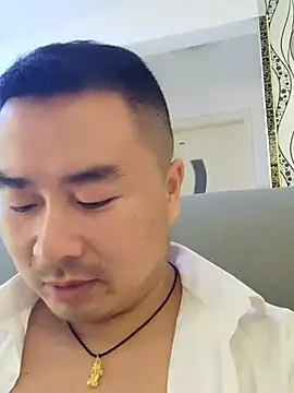 Guozuo's cam show statistics and live stream