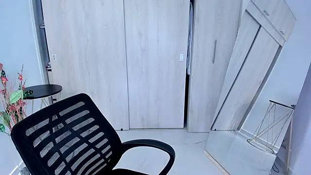 Adele_Sweett webcam