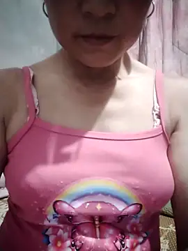 phlin1 live cam on StripChat