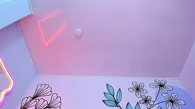sweet_ariadna_ (F young) - Handsjob and suck it !! 🙈