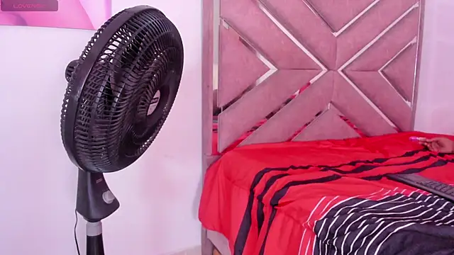 Cristal_Deep_ass's room
