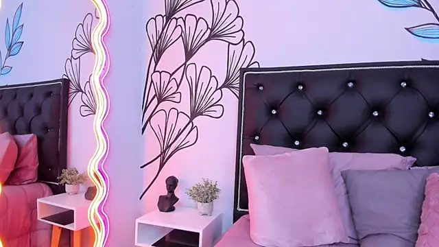 Sweet_Ariadna_ webcam