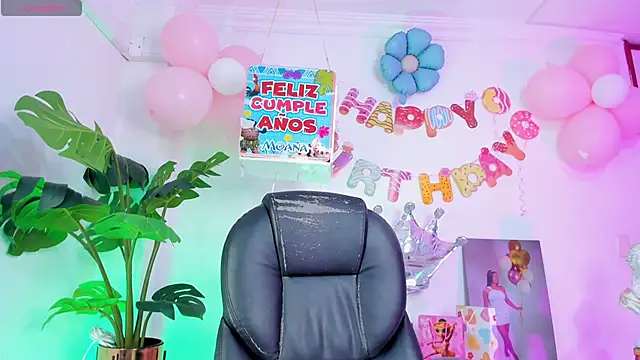 JANYLOVE__ webcam