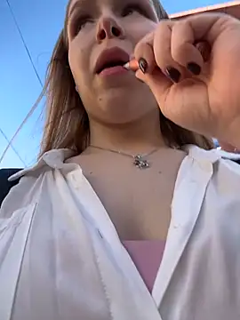 Liza_risky