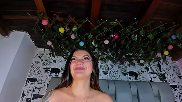 LucyRosse webcam