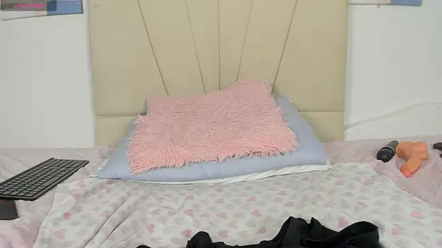 Sophia_Ebony webcam