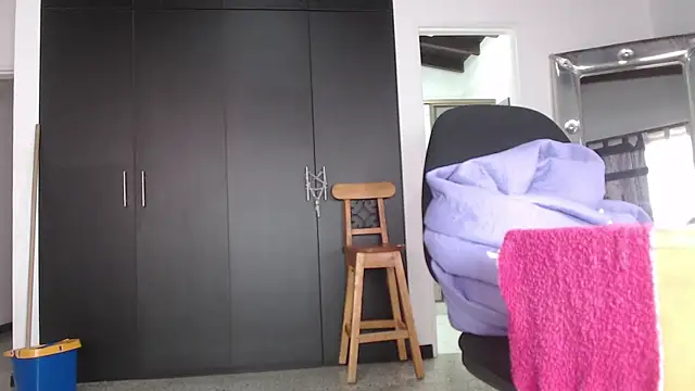mailyn_gold webcam