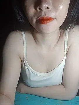 AvaRoyale webcam