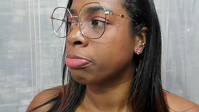 KatieGomez webcam