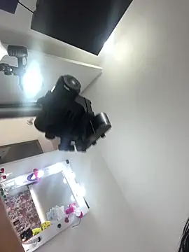 AlanaLars webcam