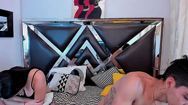 Milo_and_Mily webcam