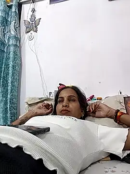 Sexy-Kajal2 webcam