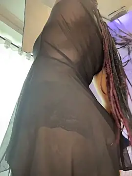 KarinaFlowers_ webcam