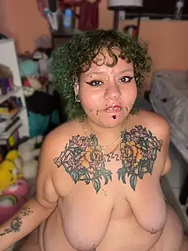 DivineBBWPoison webcam
