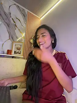 AlinaArgii webcam