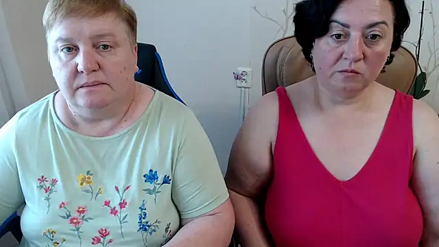 Lindy-Jeanie webcam