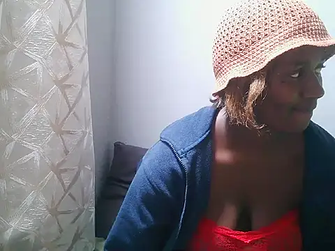 DimpleQueen_01 webcam