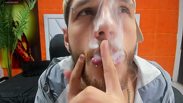 CHRIS_GREY webcam