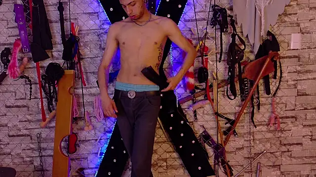 Dakota_BDSM webcam