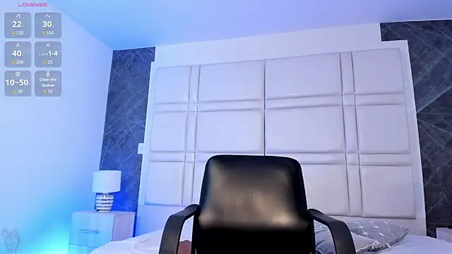 charlottewhitte webcam