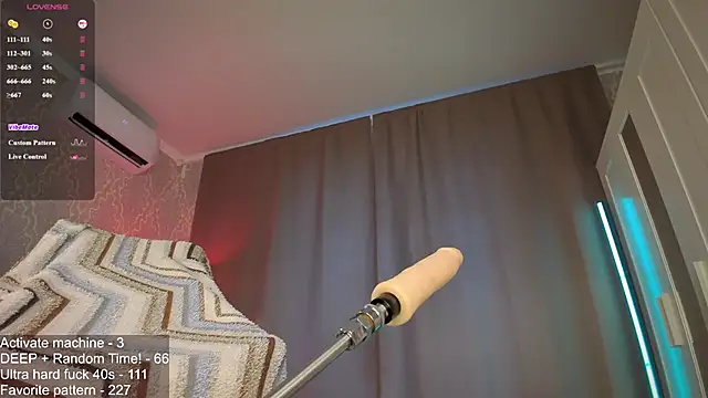 Juicy_Vikki webcam