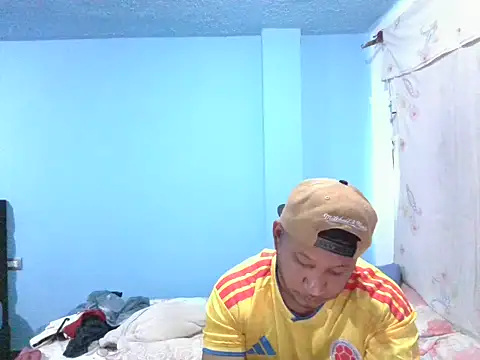 themorenofit08 webcam