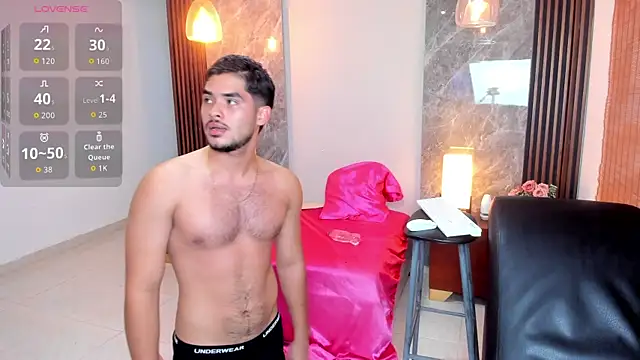 luciano_vitale (M young) - Bodyoil full naked