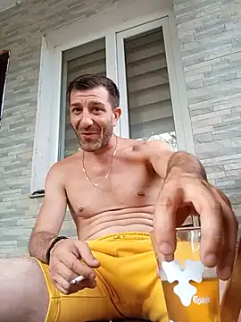 alexdaniel89 (Ask my age) - hard cum show