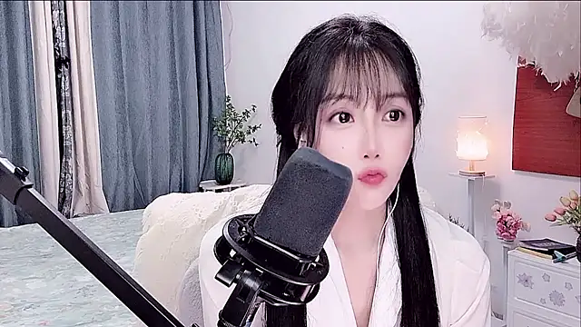 Laura_520 webcam